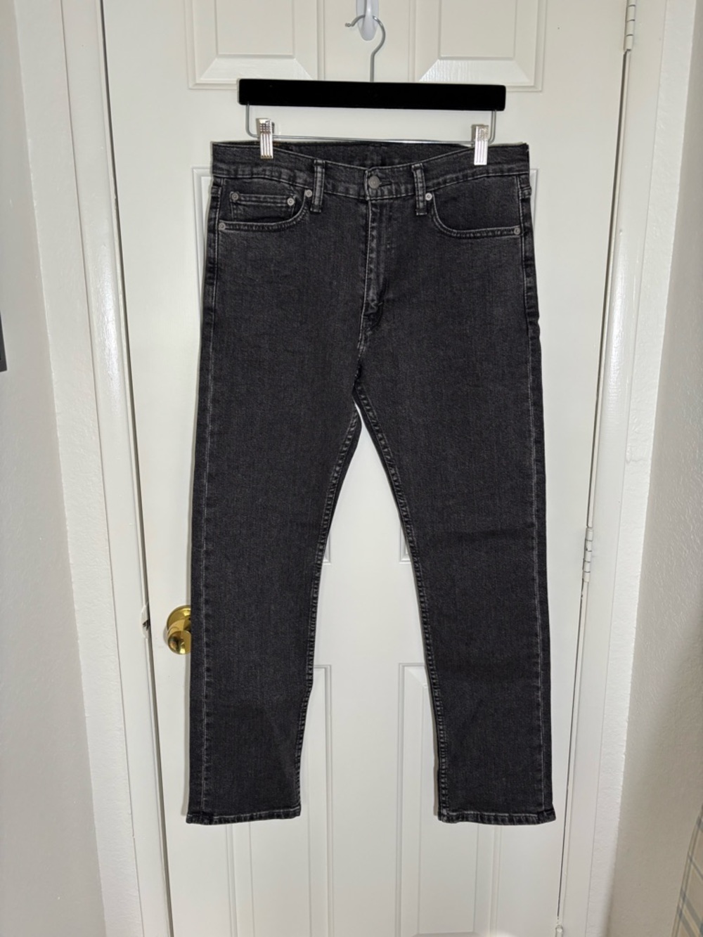 Men’s Levi's Black “513” Slim Straight Leg Jeans 34x32 Very Good Condition!✨